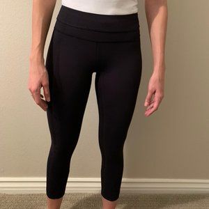 Lululemon Black 3/4 leggings